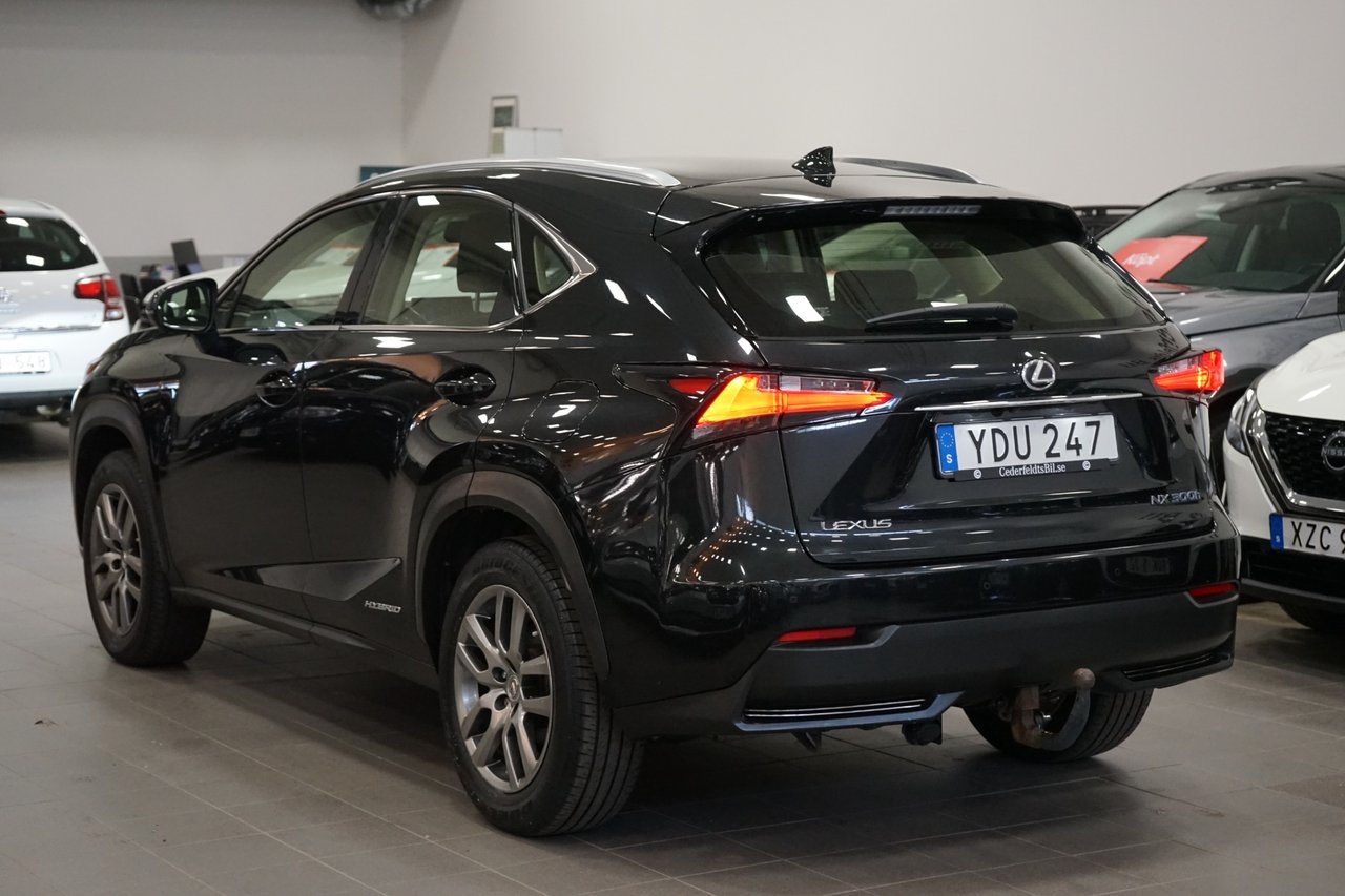 Lexus NX 300h AWD 2.5 AWD Business Drag 2016, bild 4/10