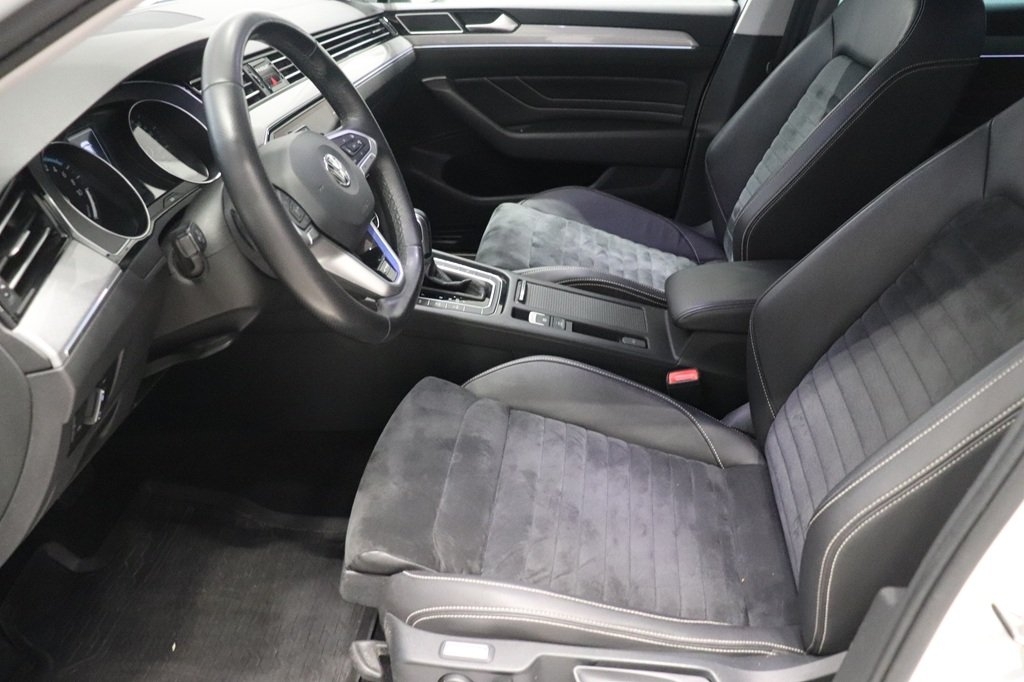 Volkswagen Passat 2020, bild 7/10