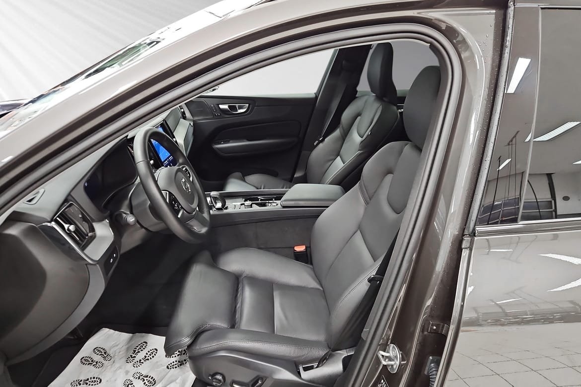 Volvo XC60 2025, bild 7/10