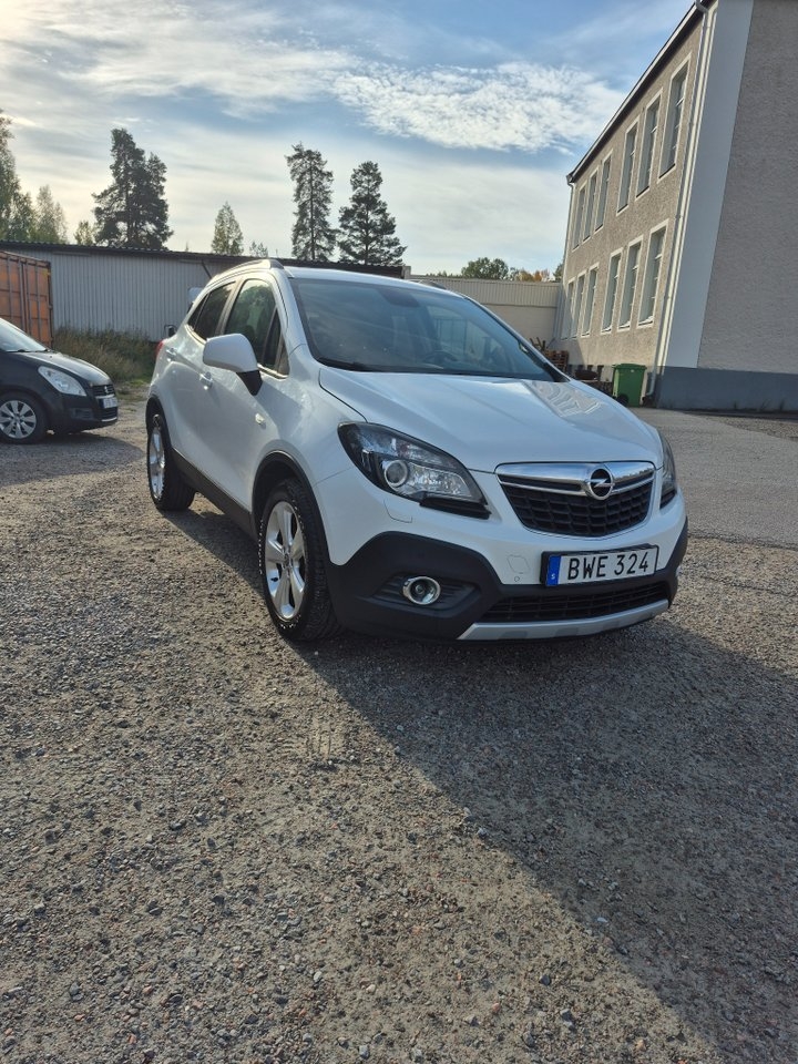 Opel Mokka 1.7 CDTI Euro 5 2013, bild 2/9