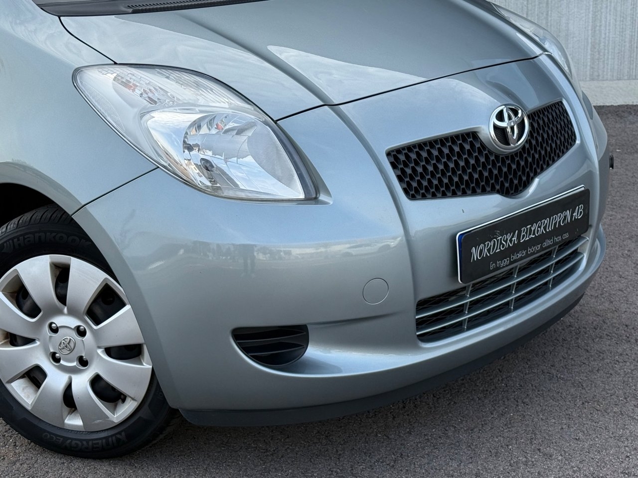 Toyota Yaris 5-dörrar 1.0 VVT-i Euro 4 2006, bild 7/10