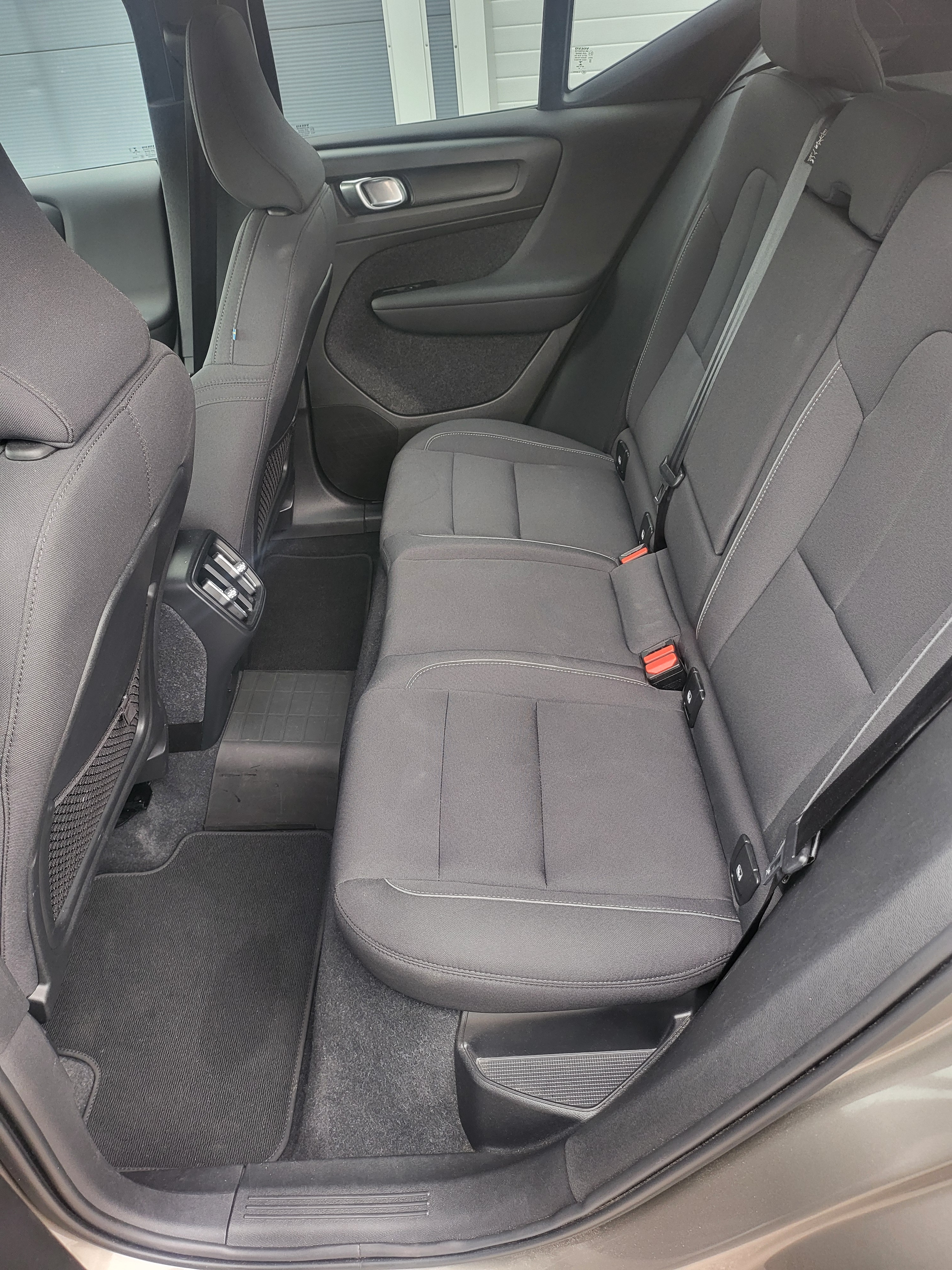 Volvo XC40 T2 Geartronic 2022, bild 6/9
