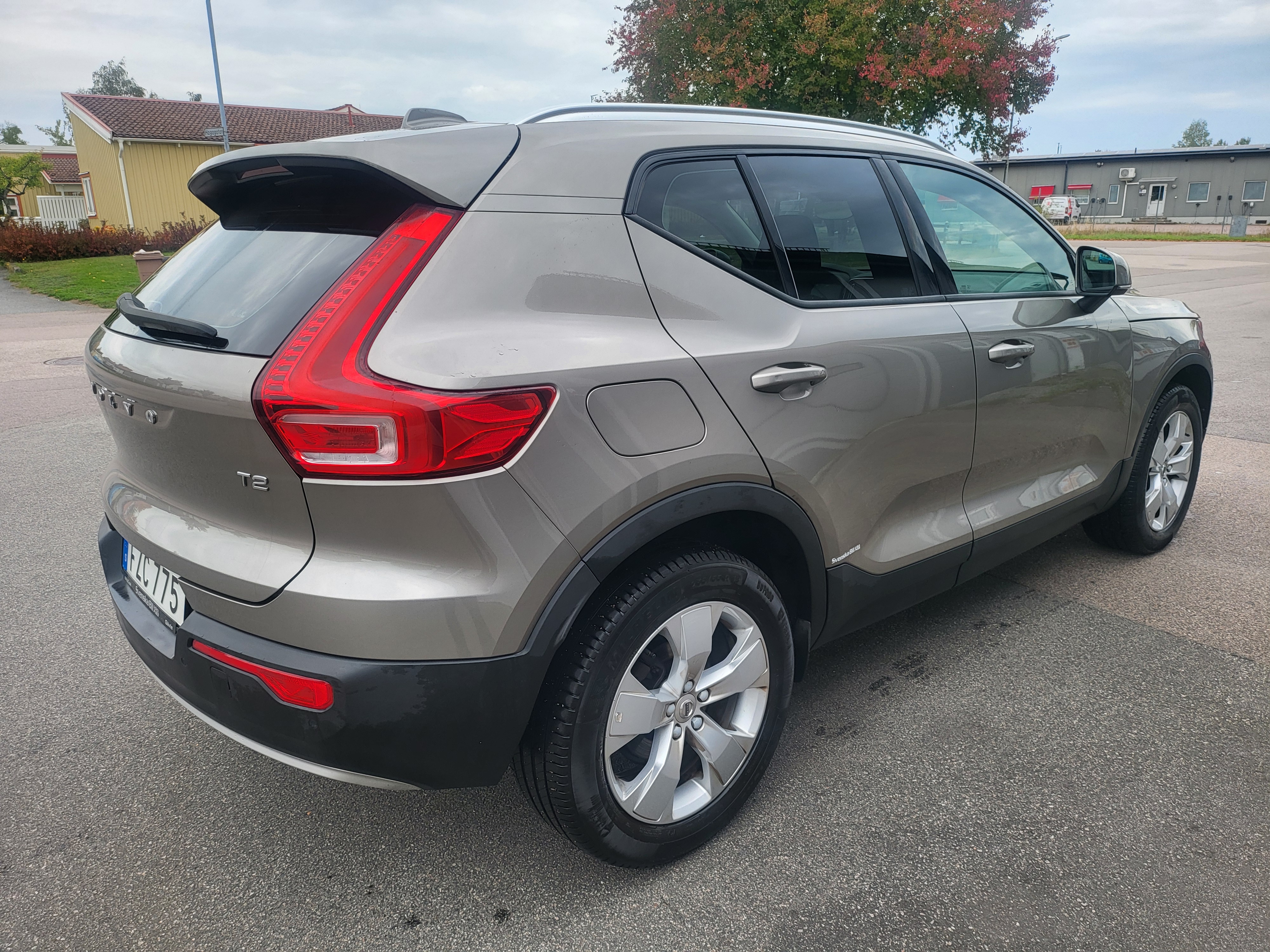 Volvo XC40 T2 Geartronic 2022, bild 3/9