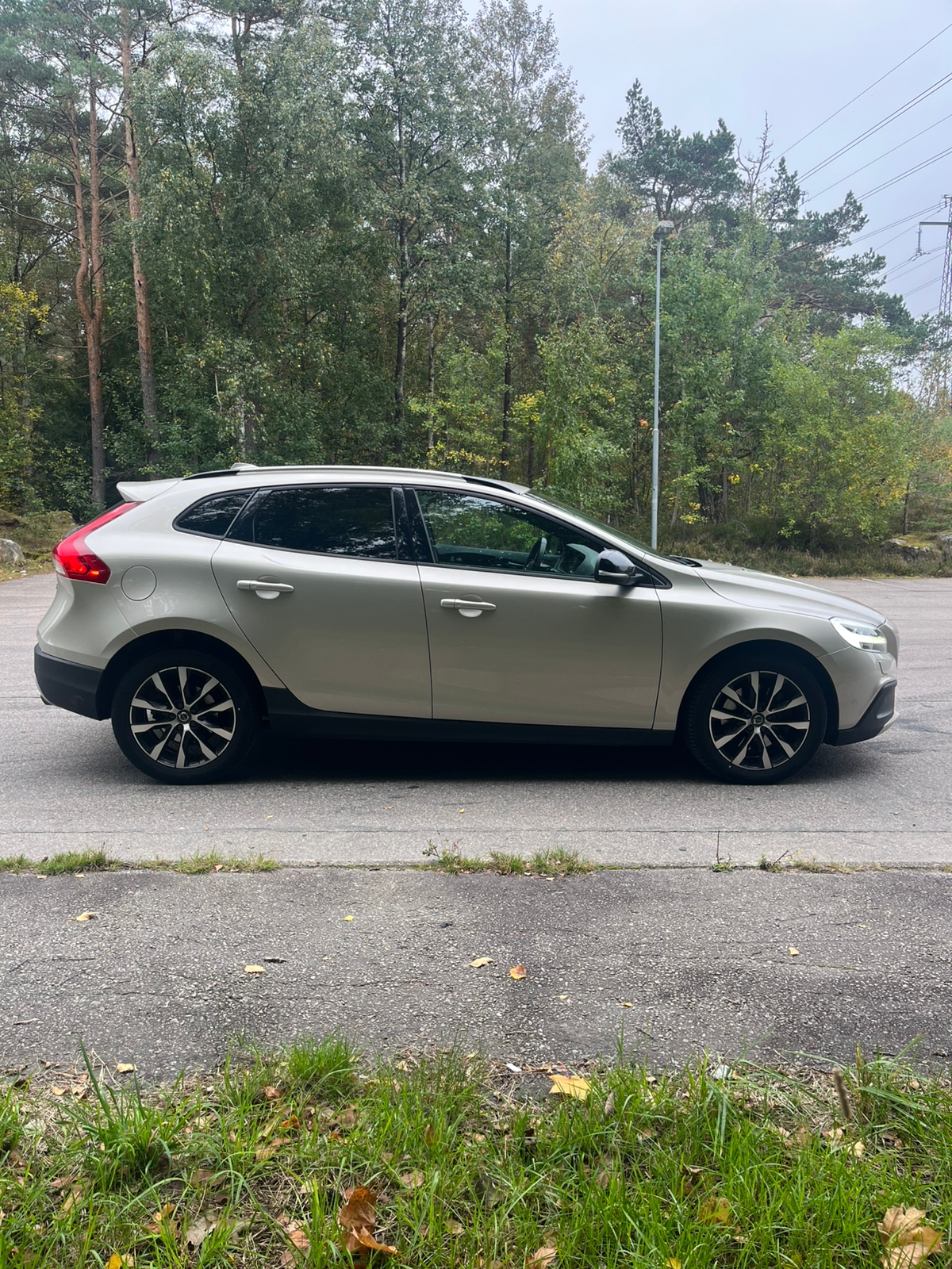Volvo V40 Cross Country D3 Manuell 2019, bild 4/10