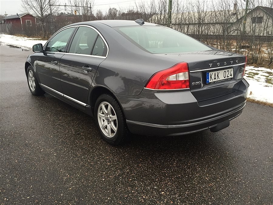 Volvo S80 2.5FT Geartronic 2010, photo 2/4