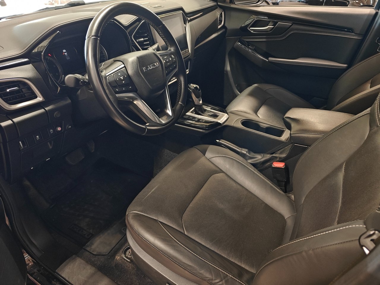 Isuzu D-max 2022, bild 7/10