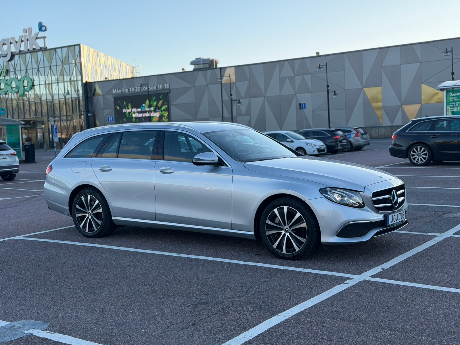 Mercedes-Benz E 300 de 2020, bild 3/10