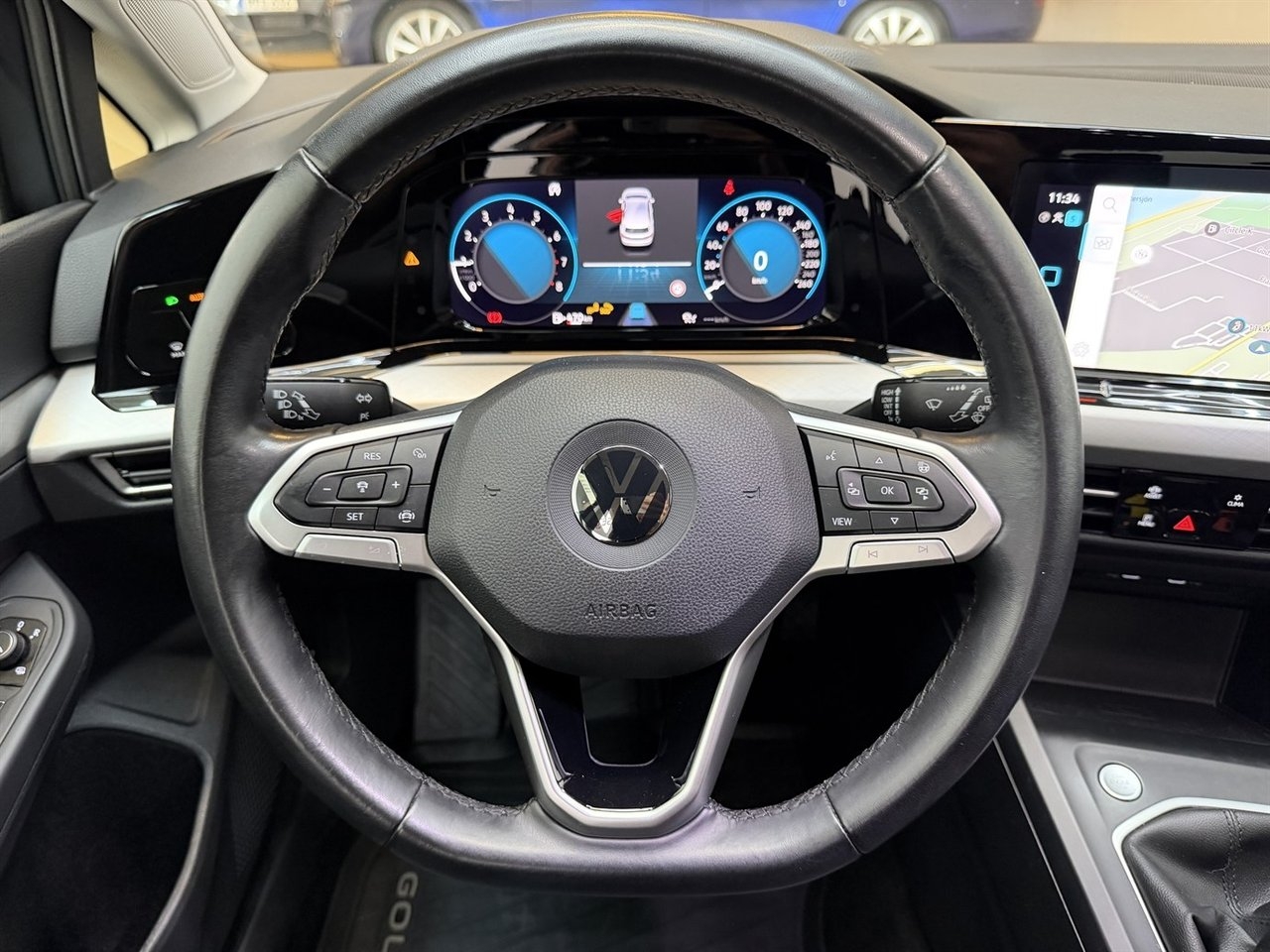 Volkswagen Golf 1.0 TSI 110hk Värmare 2021, bild 6/10