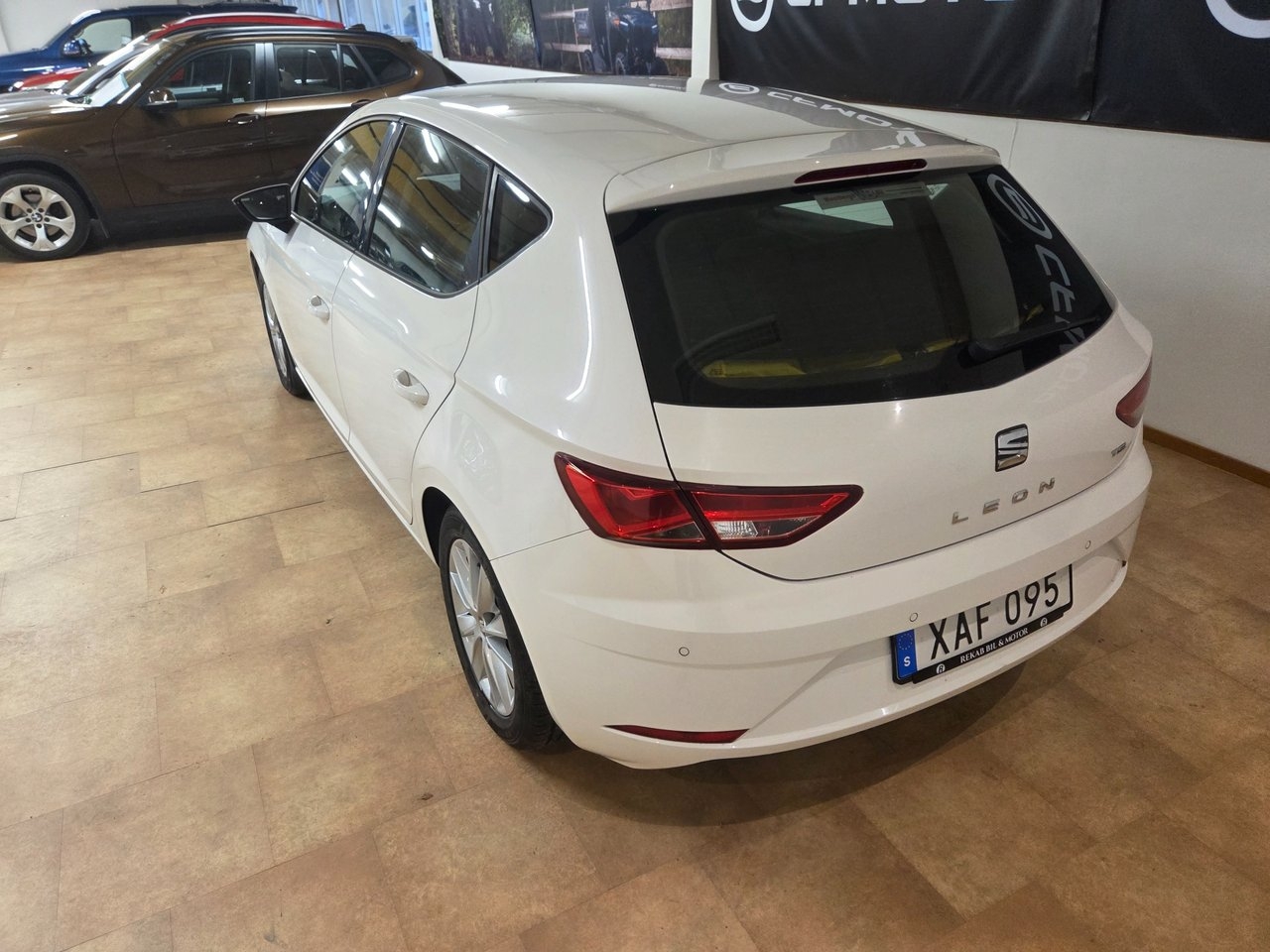 Seat Leon 1.2 TSI Style Euro 6 2017, kuva 3/10
