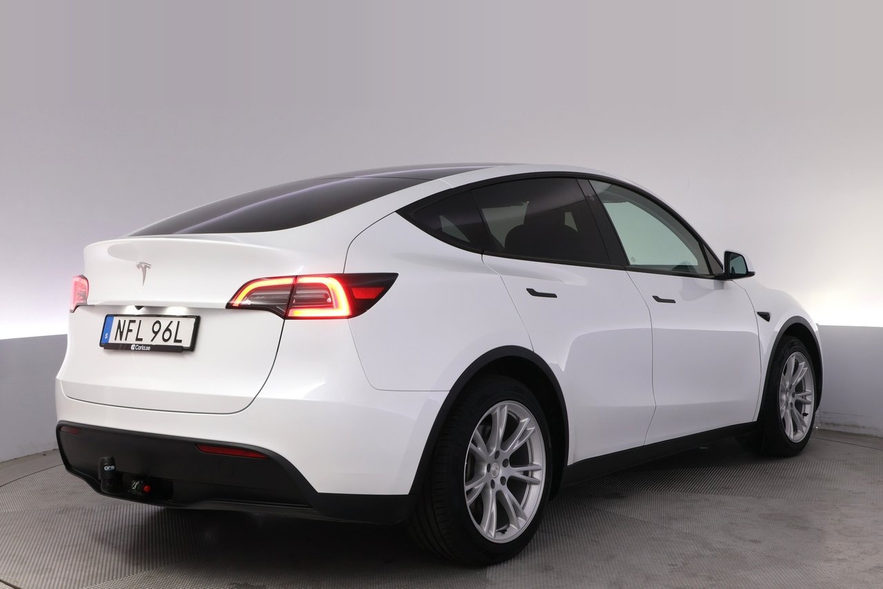 Tesla Model Y 2023, bild 5/10