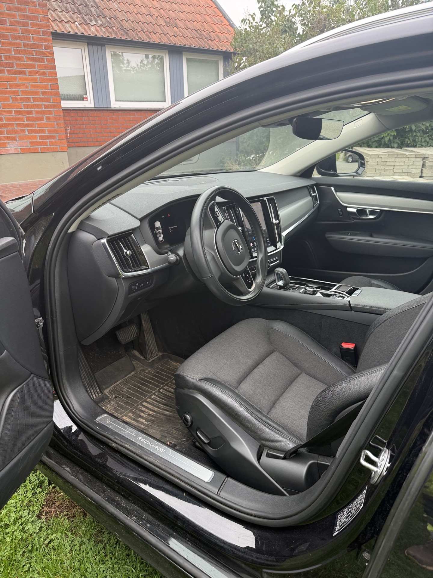 Volvo V90 Recharge T6 AWD Geartronic 2022, kuva 6/6