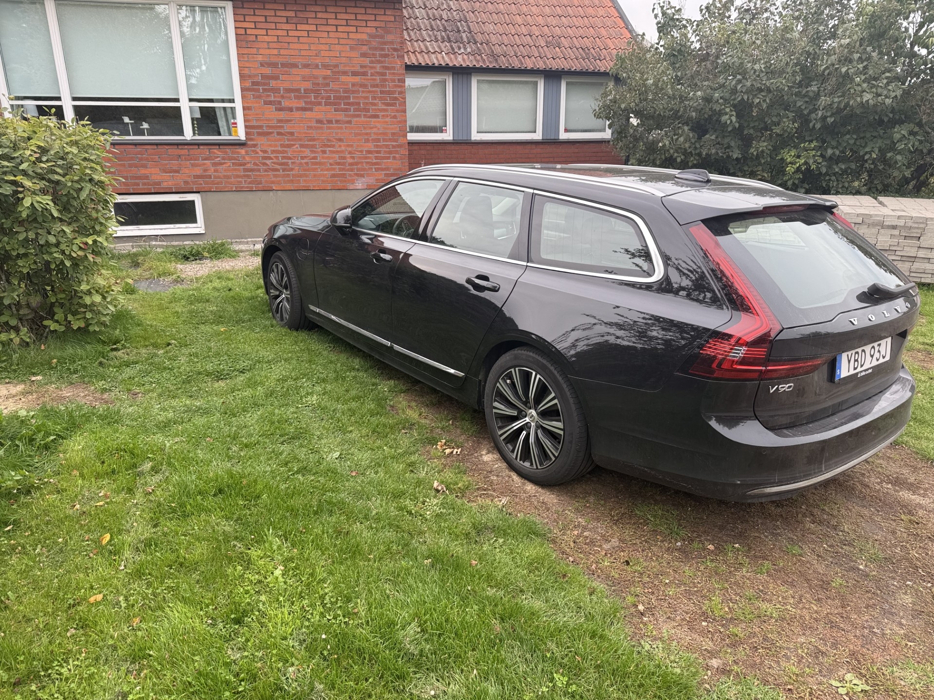 Volvo V90