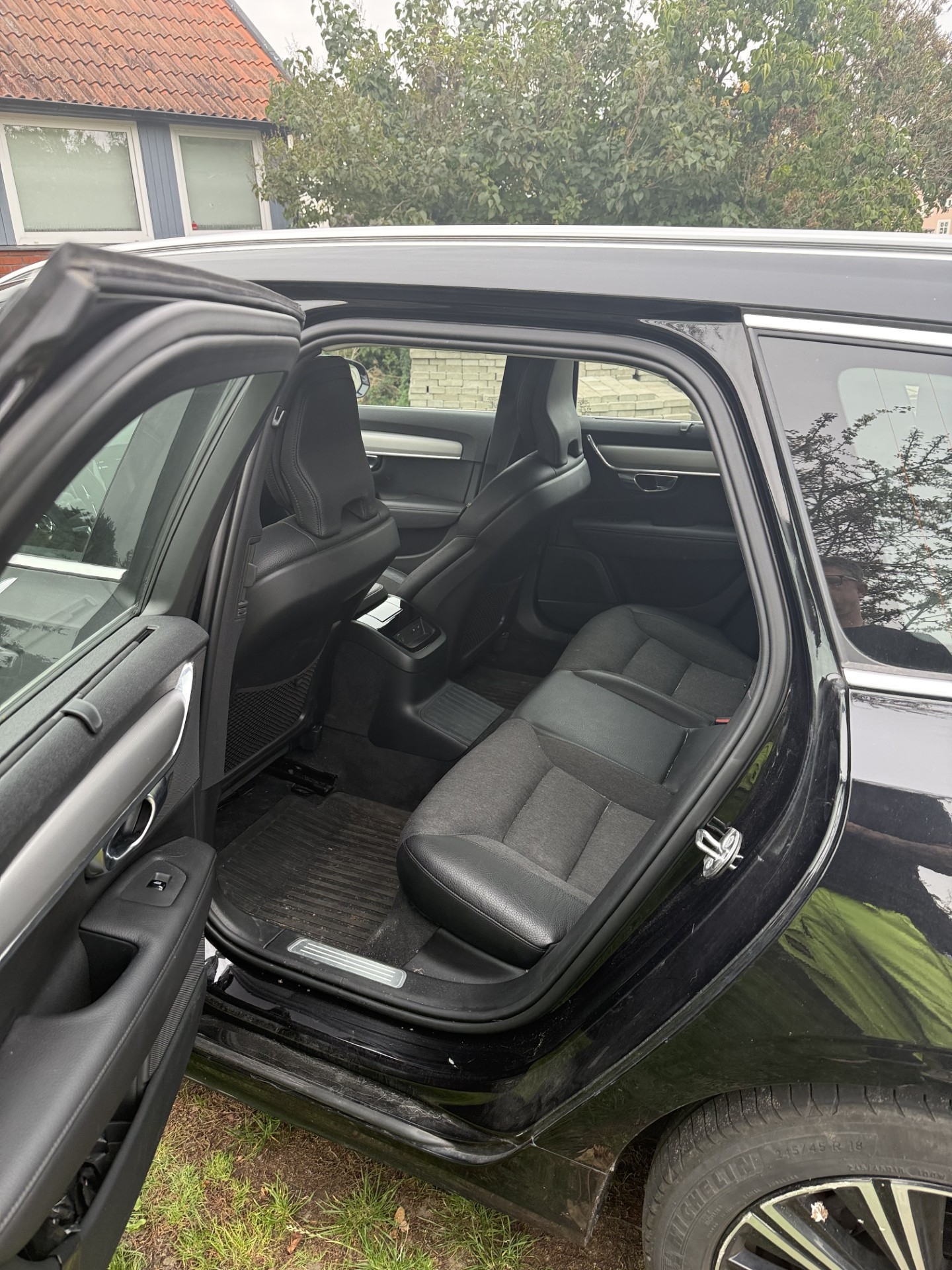 Volvo V90 Recharge T6 AWD Geartronic 2022, kuva 5/6