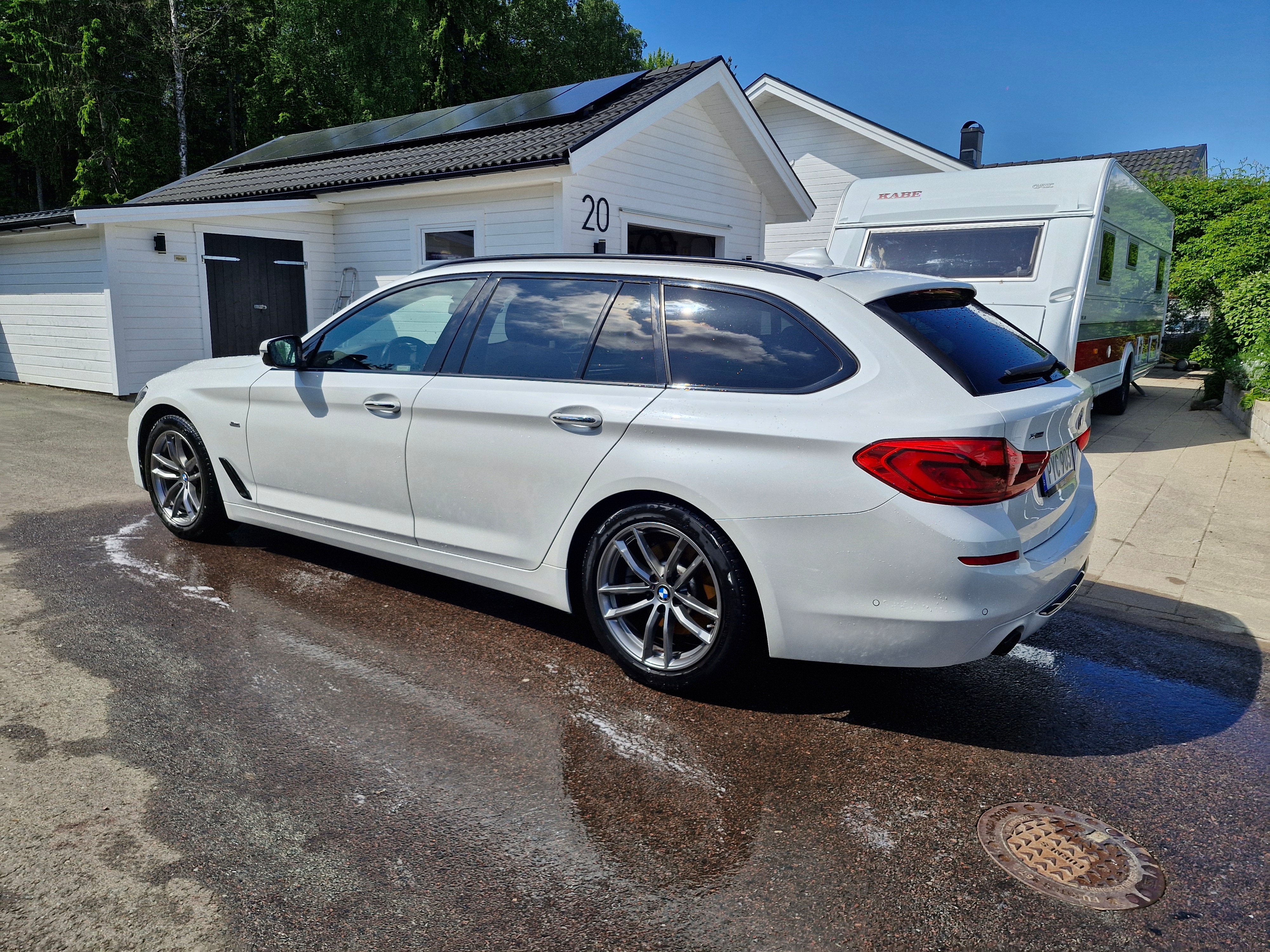 BMW 520 d xDrive Touring Steptronic 2018, photo 5/10