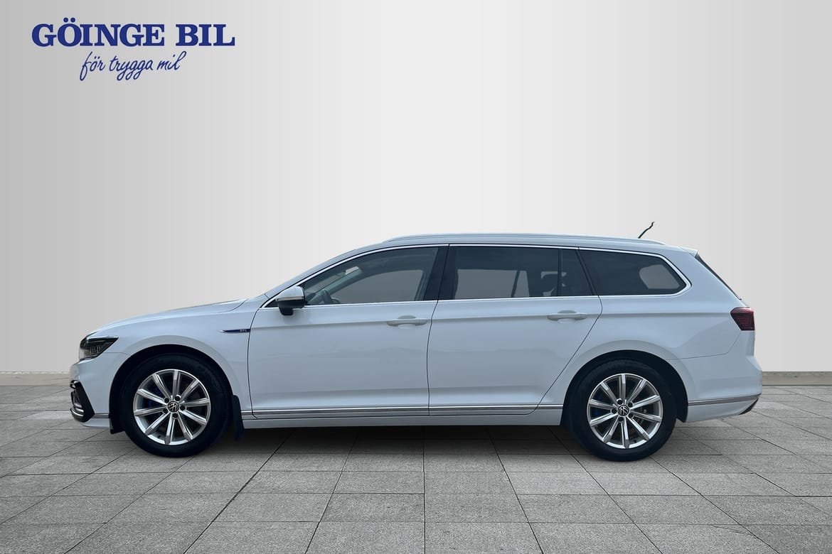 Volkswagen Passat 2023, bild 5/10