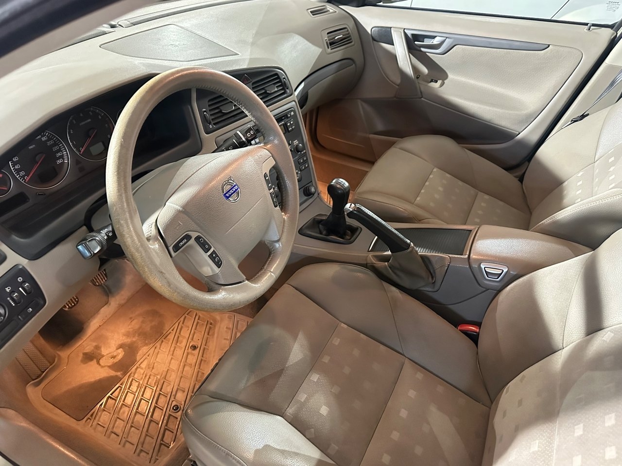 Volvo V70 2007, kuva 6/10