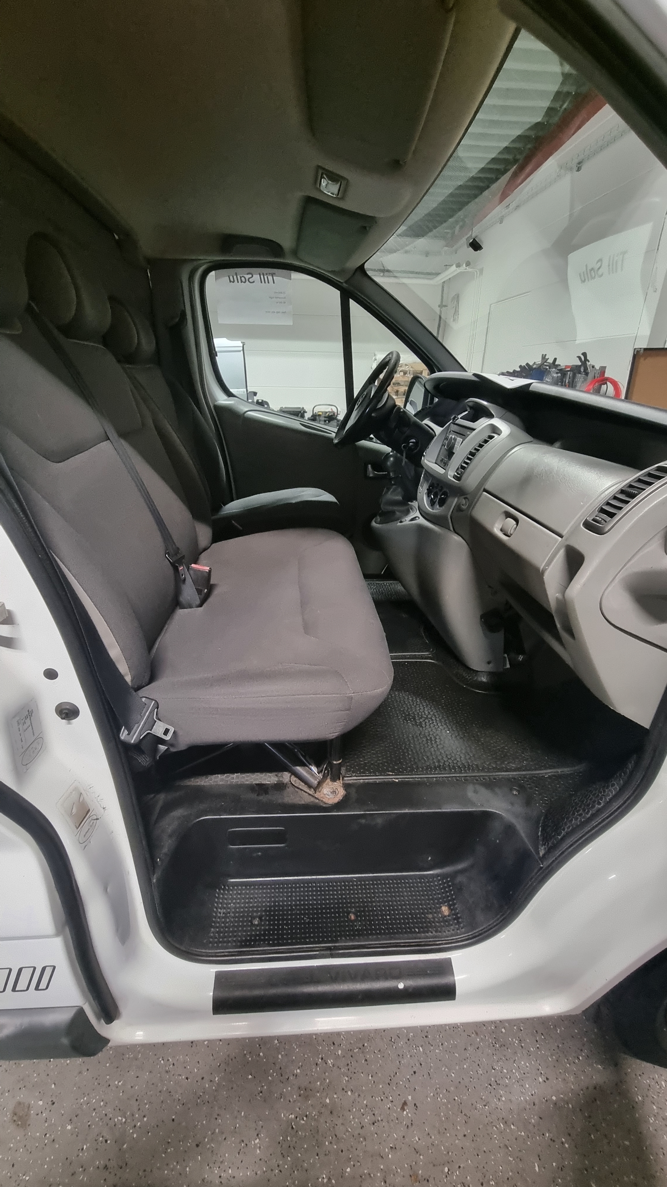 Opel Vivaro 2010, bild 5/7