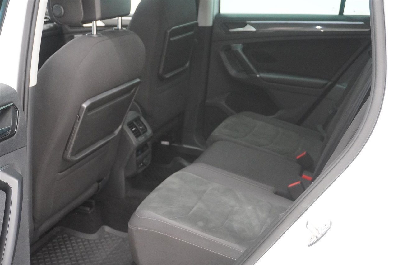 Volkswagen Tiguan 2018, bild 6/10