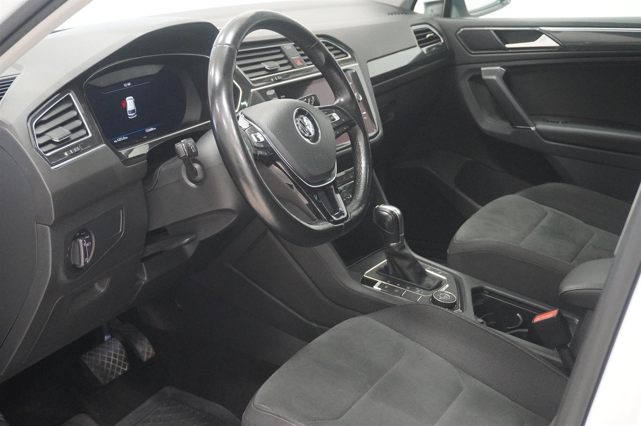 Volkswagen Tiguan 2018, bild 2/10