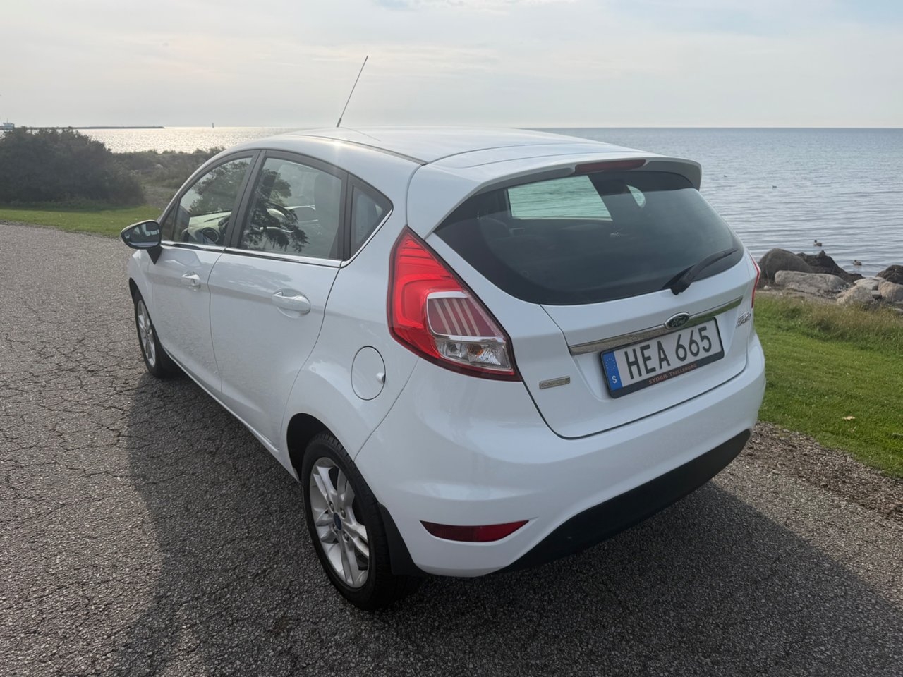 Ford Fiesta 5-dörrar 1.0 Titanium 2016, bild 3/10