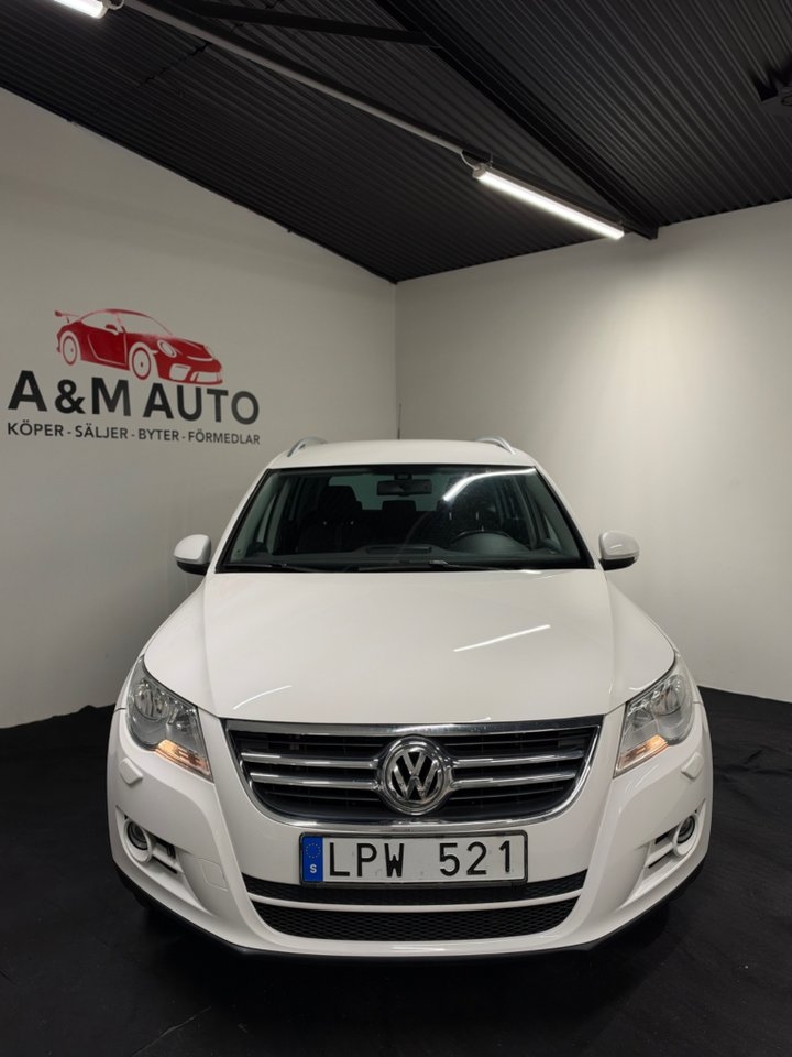 Volkswagen Tiguan 2.0 TDI DPF 4Motion 2011, photo 2/10