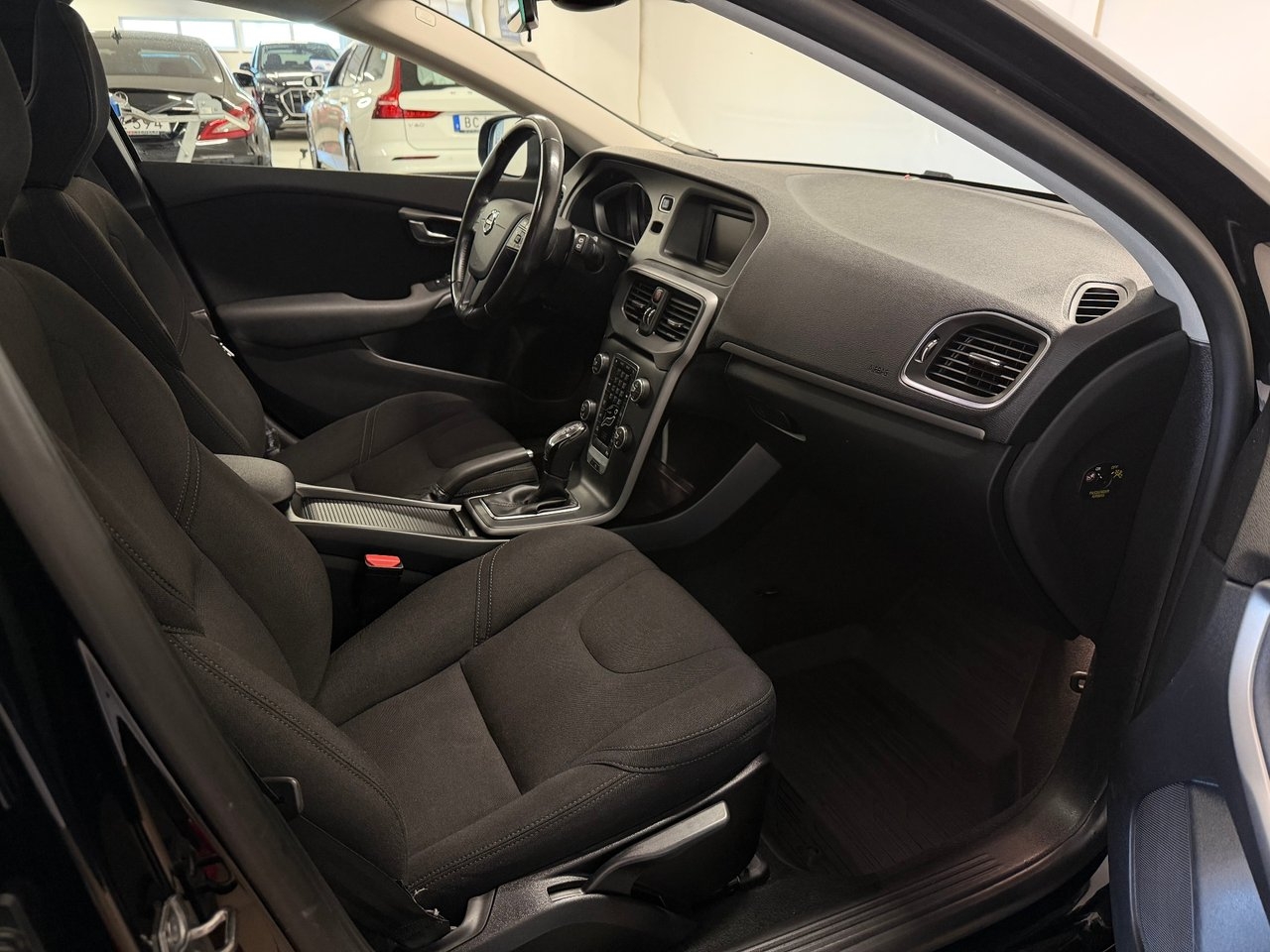 Volvo V40 2017, bild 7/8