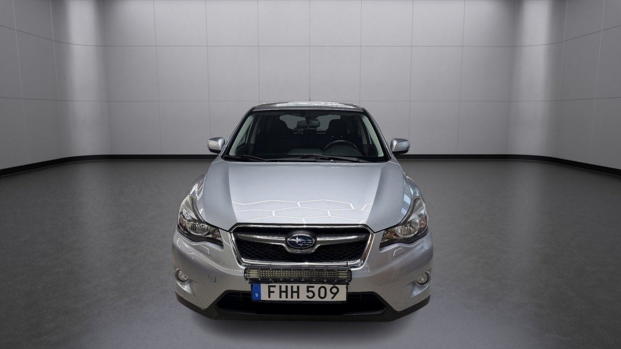 Subaru XV 1.6 4WD Euro 5 (2 brukare) 2014, kuva 2/10