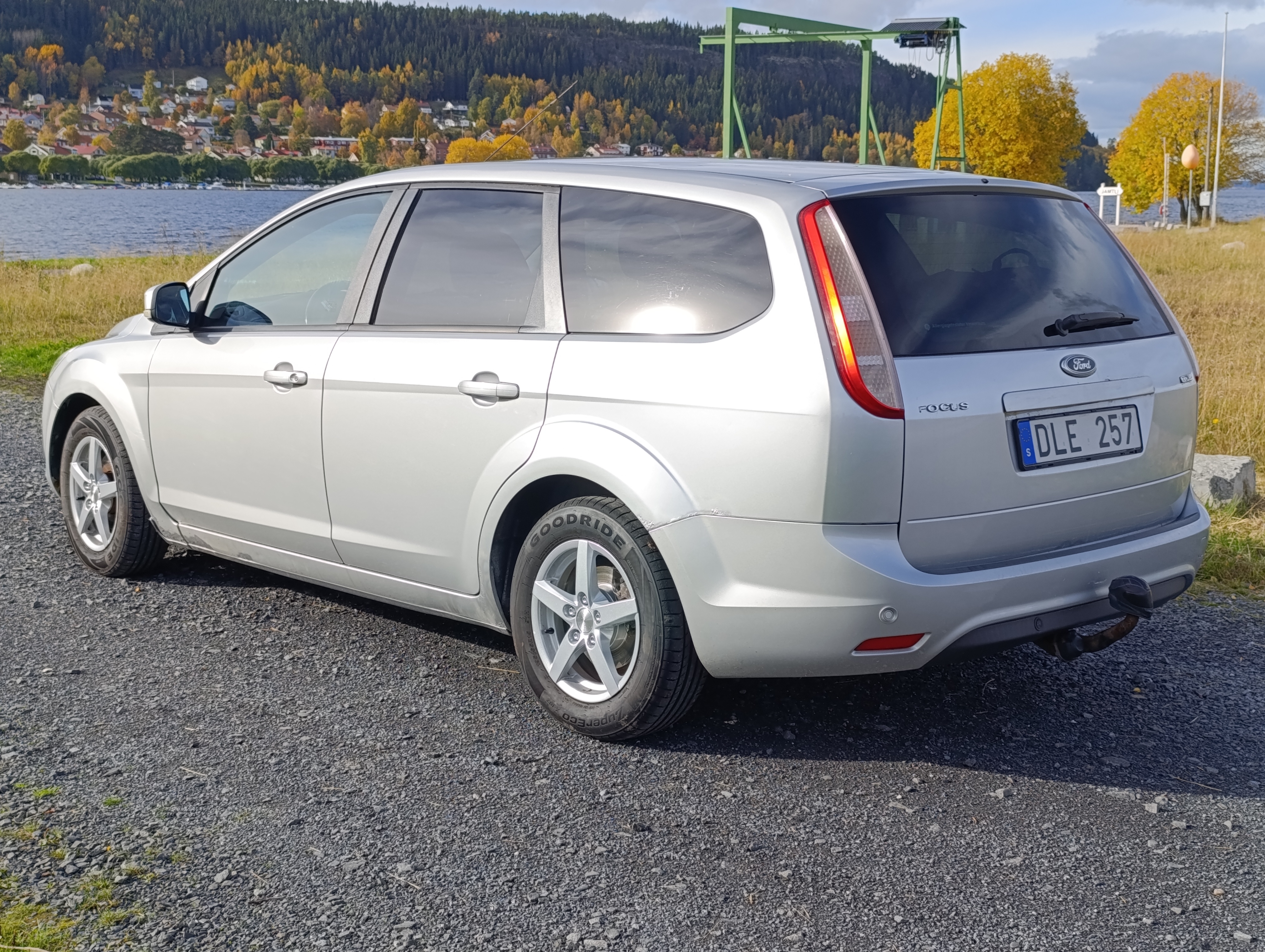 Ford Focus Kombi 1.6 TDCi Manuell 2009, bild 5/10