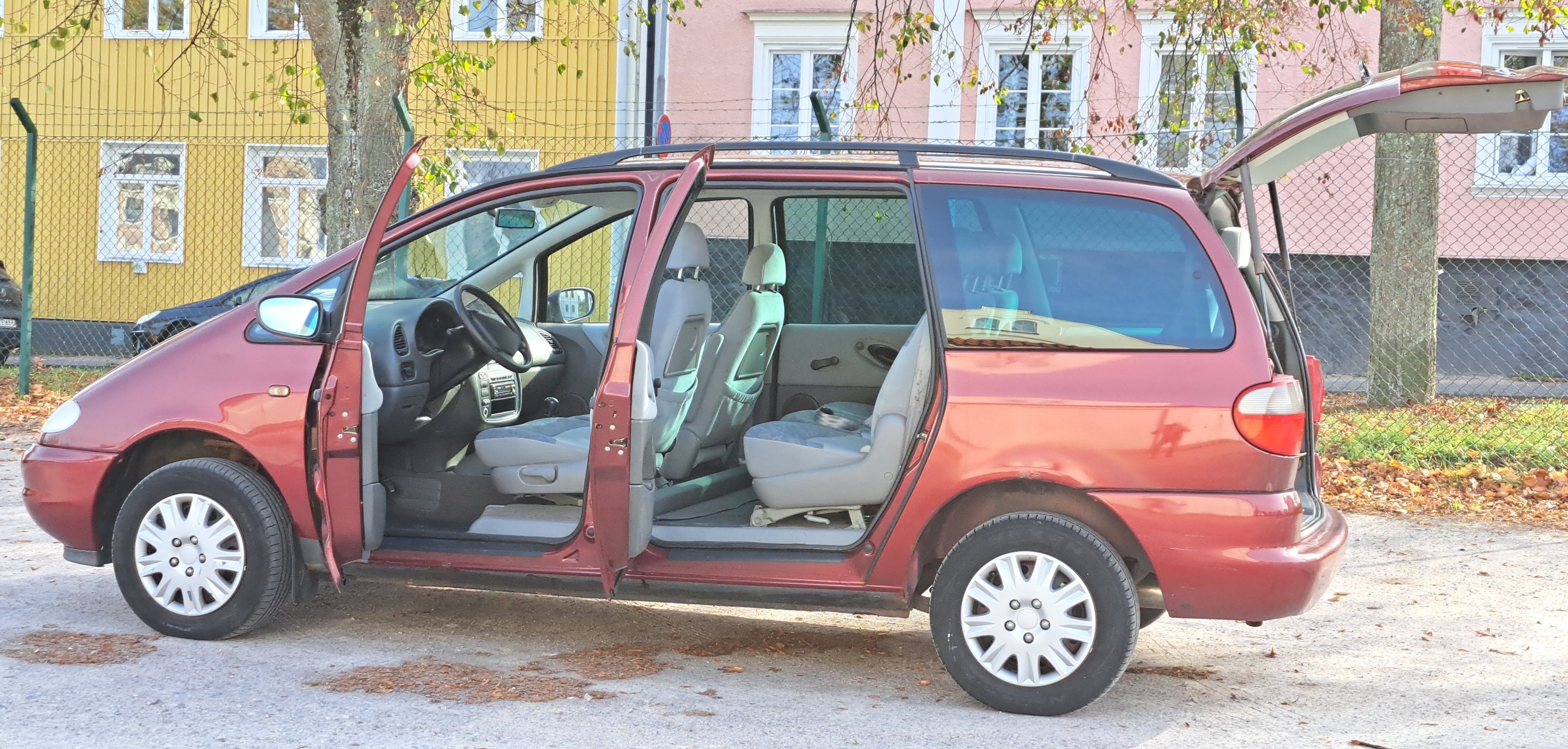 Ford Galaxy 2.3 Manuell 2000, kuva 3/10
