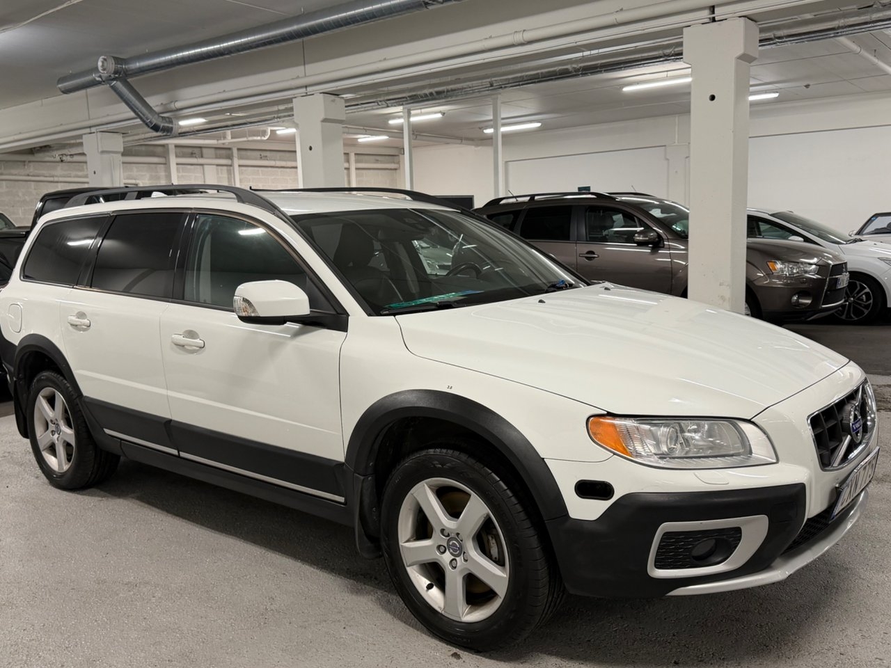 Volvo XC70 D5 AWD Geartronic fd 2012, bild 2/10