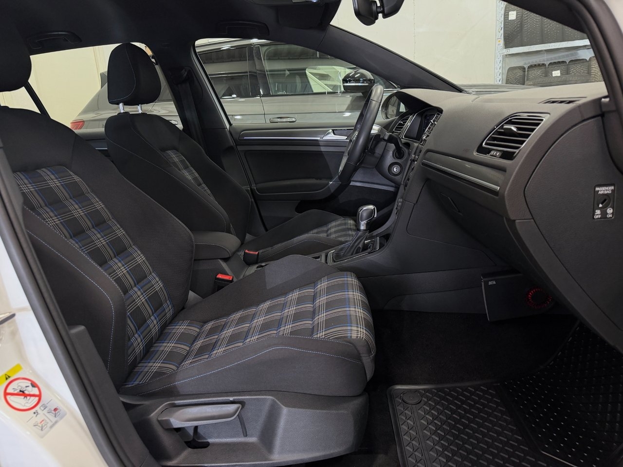 Volkswagen Golf 2020, bild 7/10