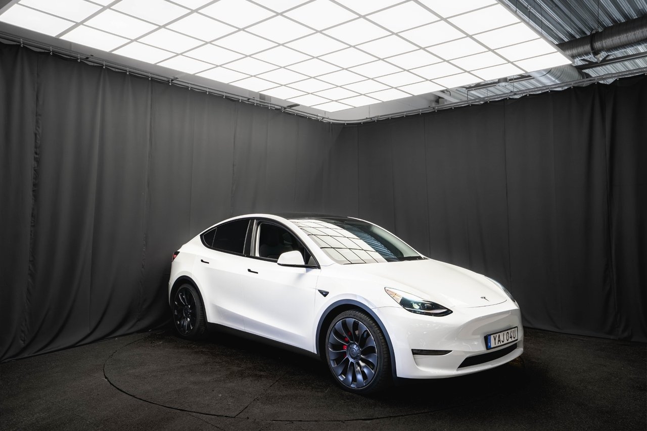 Tesla Model Y 2023, bild 5/10