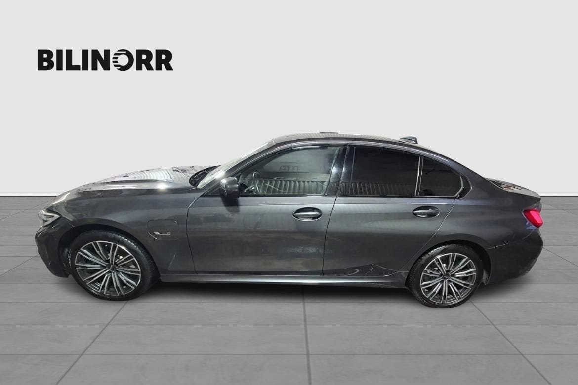BMW 330 e XDRIVE M-SPORT DRAG V-HJUL 2022, bild 2/10