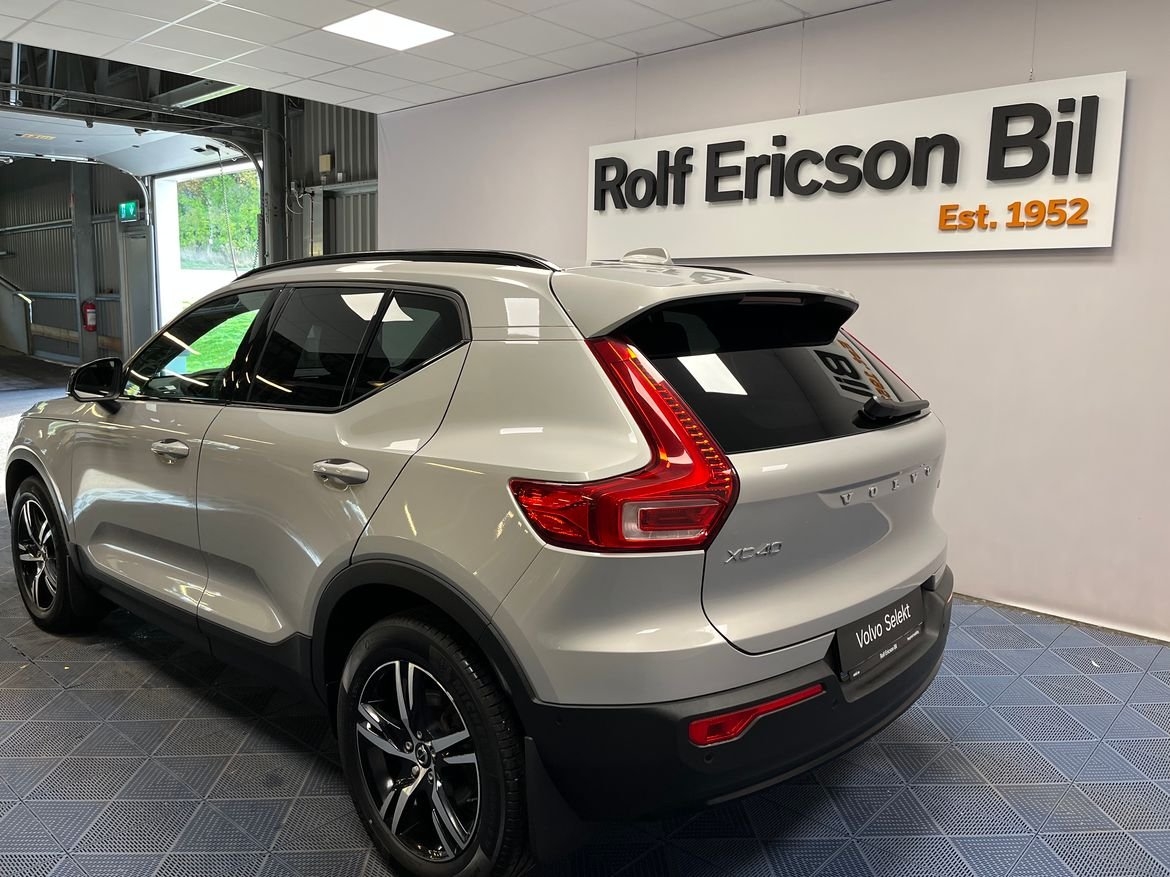 Volvo XC40 B3 FWD Bensin Plus Dark 2025, kuva 3/10