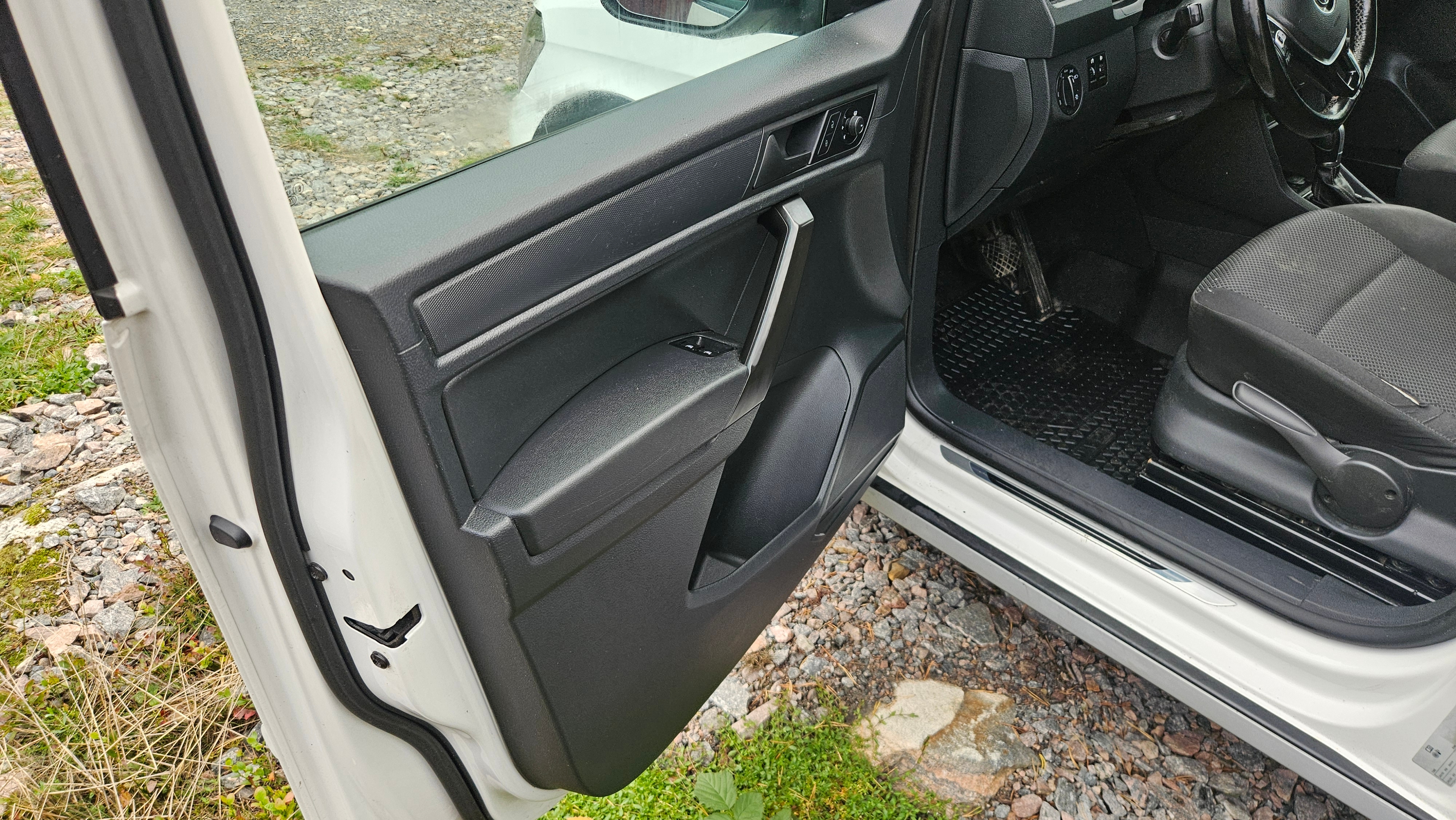 Volkswagen Caddy 2020, bild 6/9