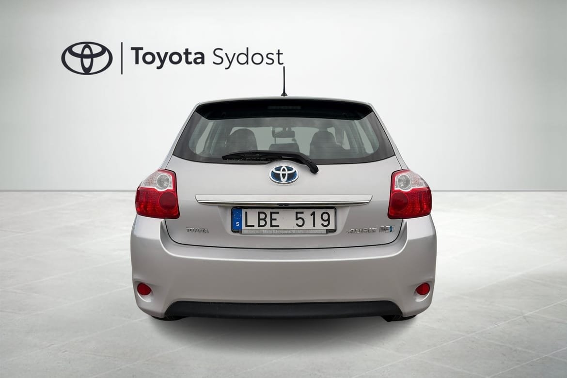 Toyota Auris Hybrid 2010, bild 5/10