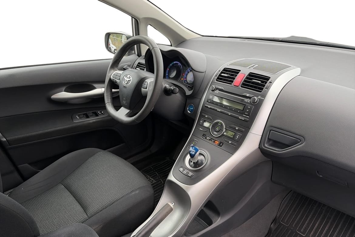 Toyota Auris Hybrid 2010, bild 7/10