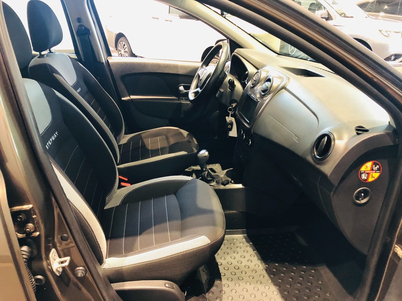 Dacia Logan MCV Stepway 0.9 TCe Easy-R 2019, bild 5/9