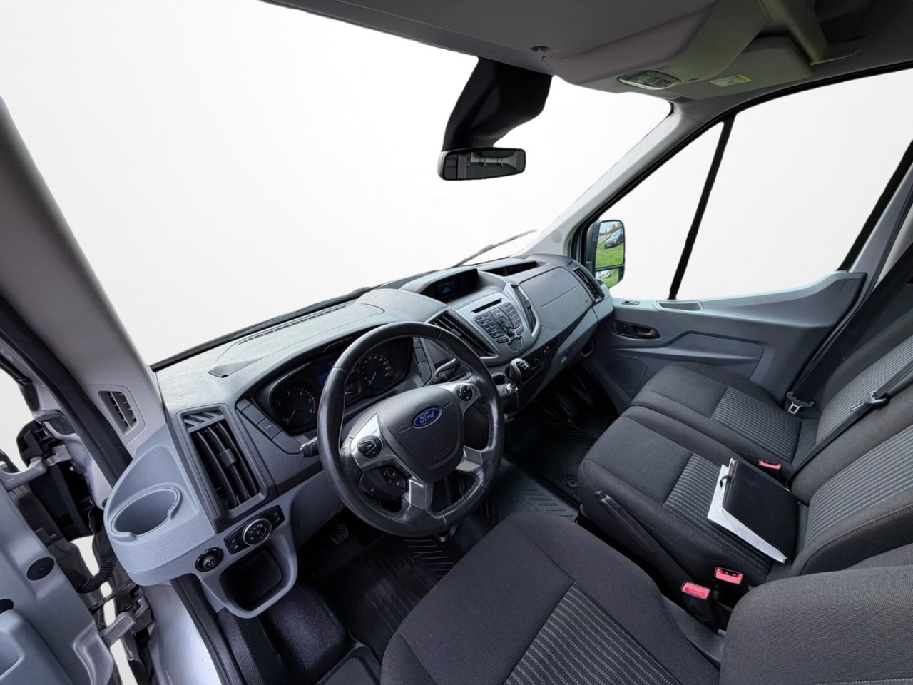 Ford Transit 350 2.2 TDCi Dragkrok 2015, bild 7/10