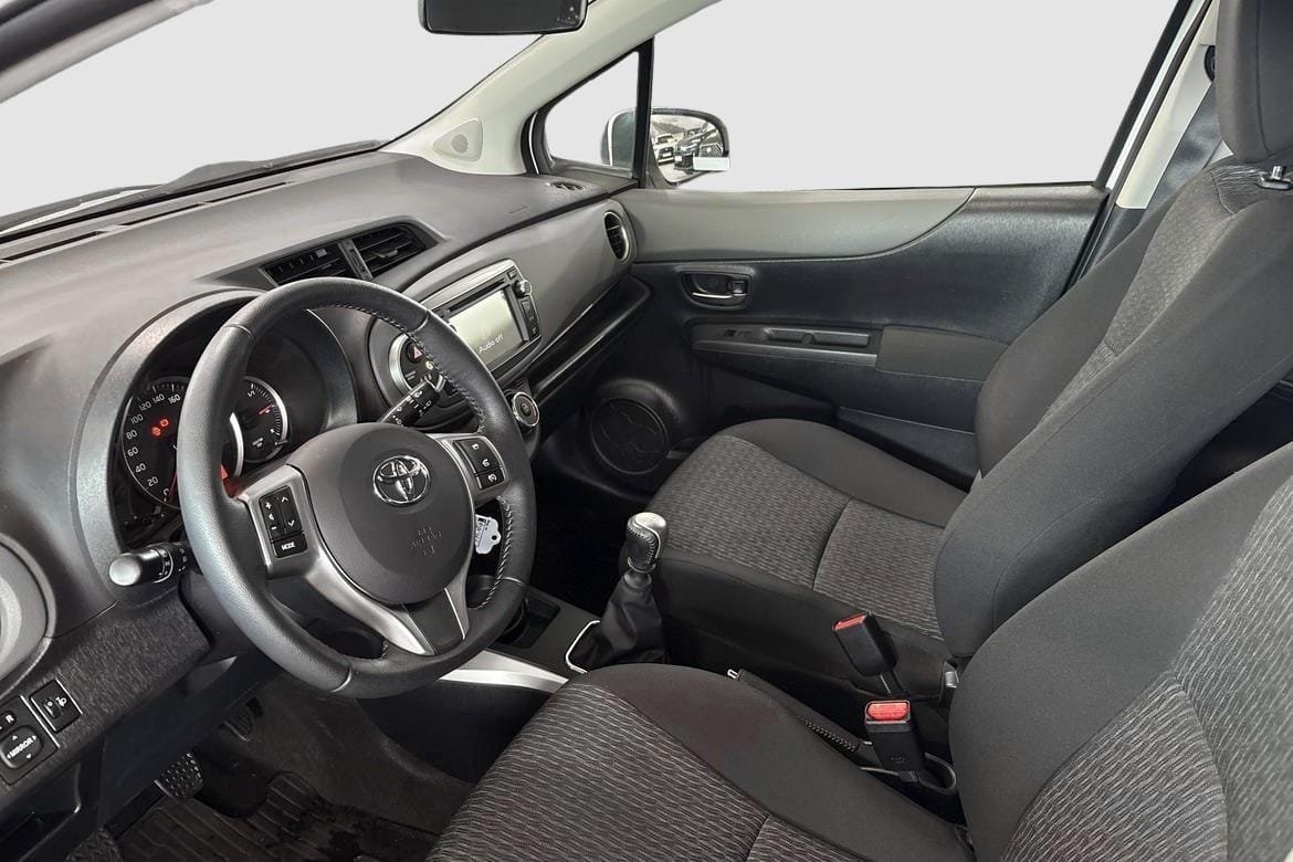 Toyota Yaris 2014, kuva 7/10