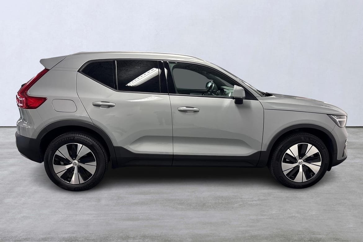 Volvo XC40 B4 FWD Bensin Core 2025, kuva 3/10