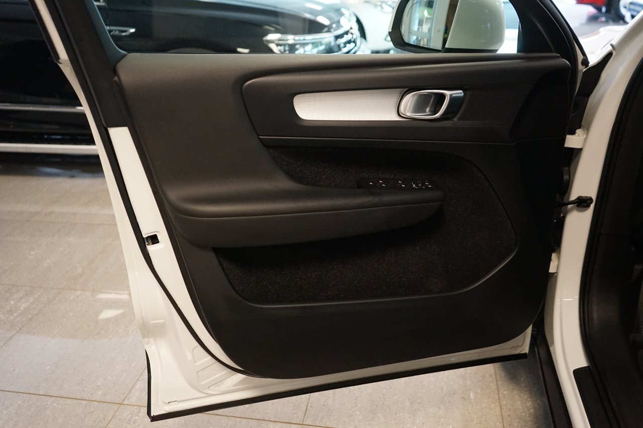 Volvo XC40 2019, bild 4/10