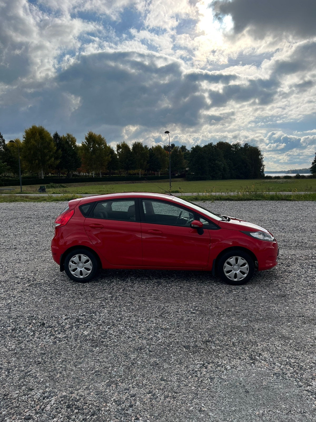 Ford Fiesta 5-dörrar 1.25 Manuell 2009, bild 5/9