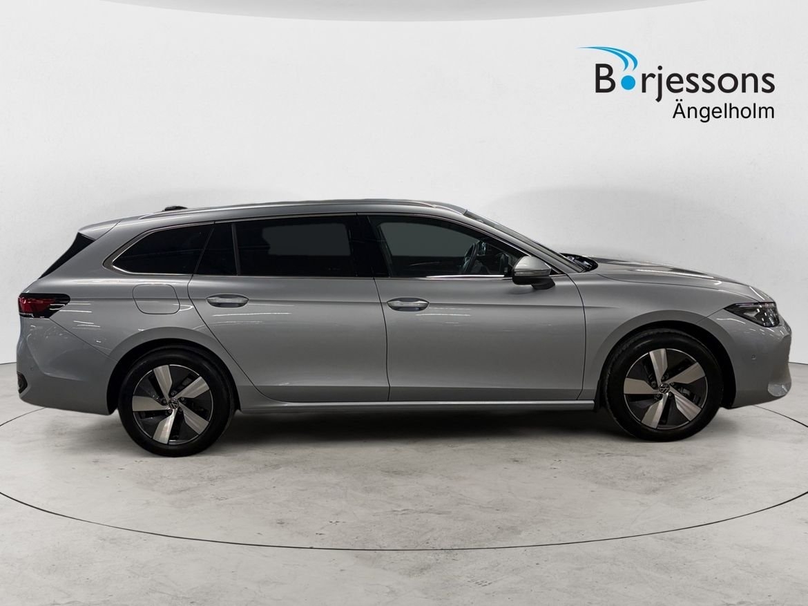 Volkswagen Passat 2025, kuva 2/8