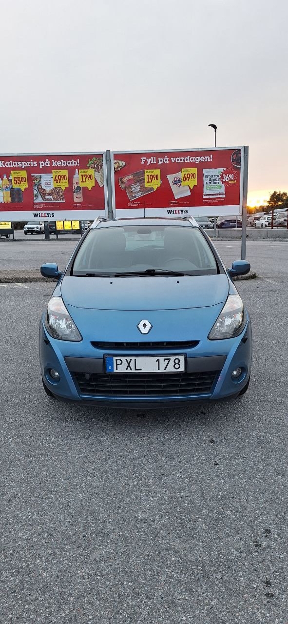 Renault Clio 2010, photo 4/10