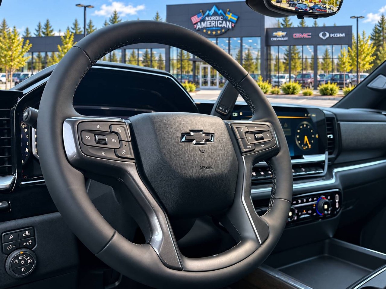 Chevrolet Silverado 2026, photo 7/10