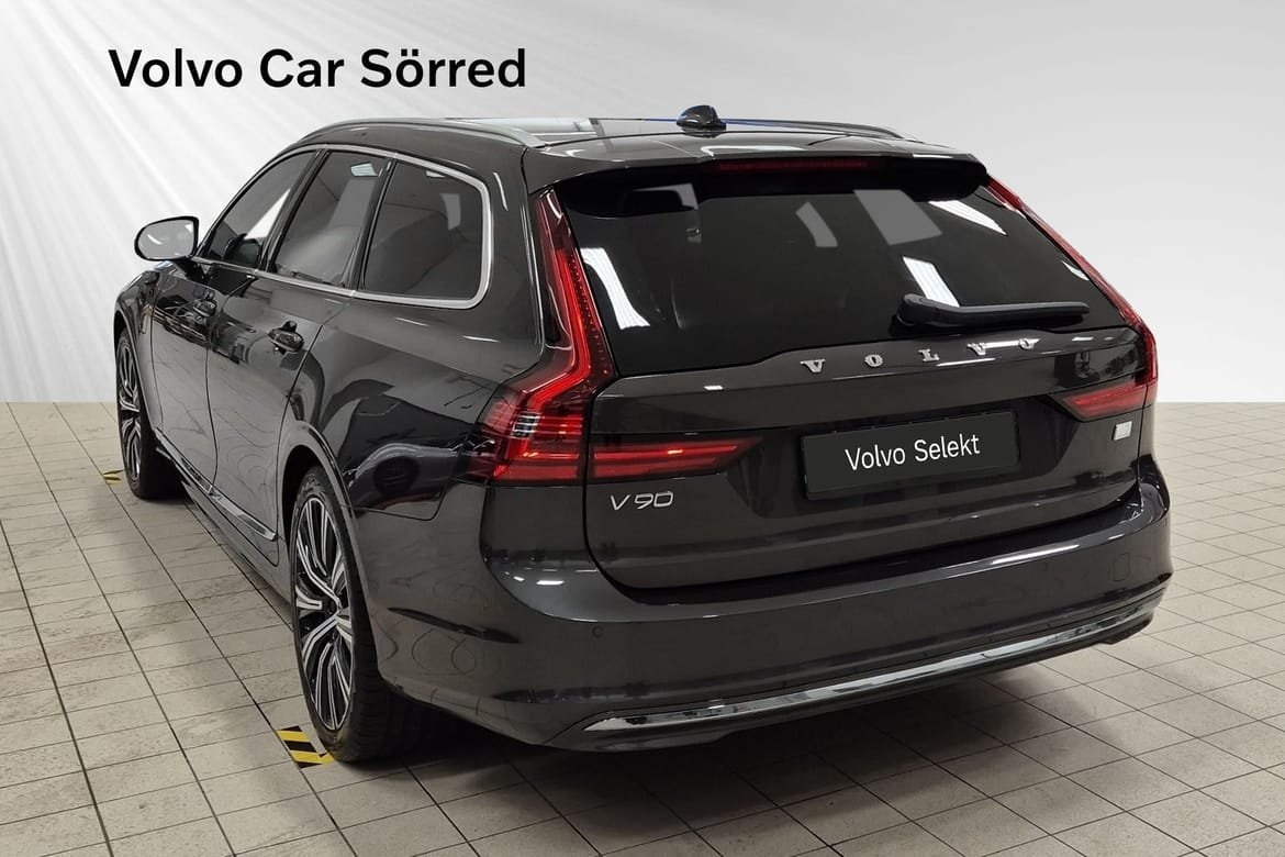 Volvo V90 2022, photo 4/10