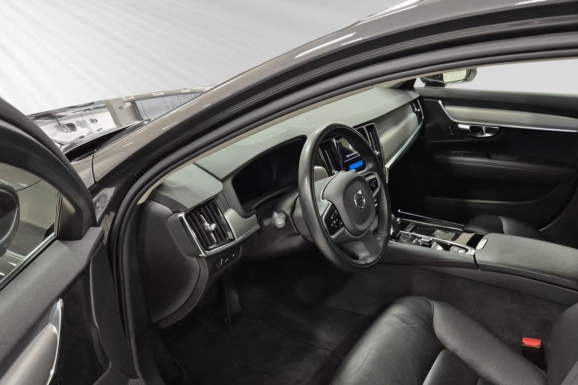 Volvo V90 2022, photo 7/10