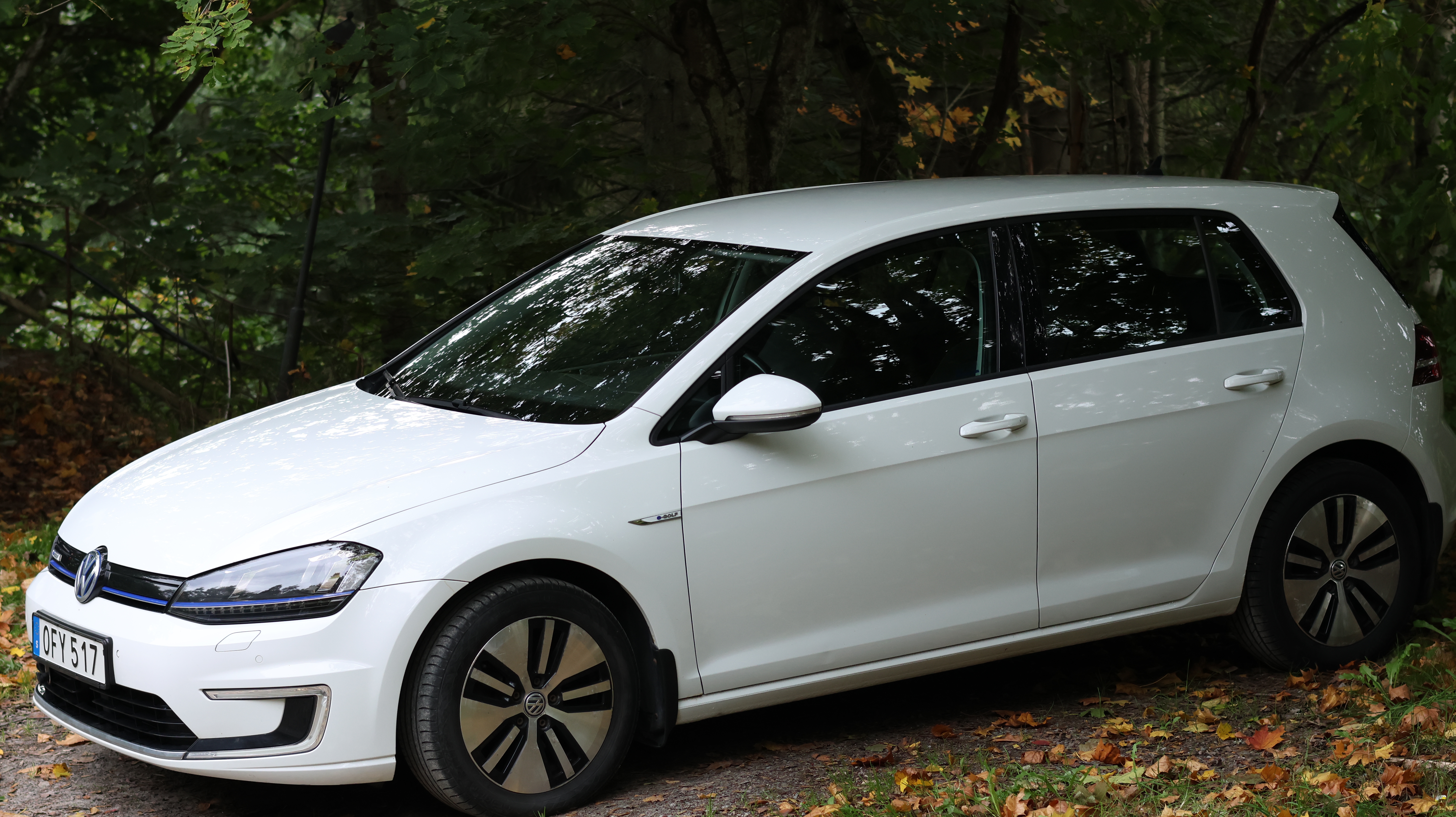 Volkswagen e-Golf VII e 2017, bild 2/5