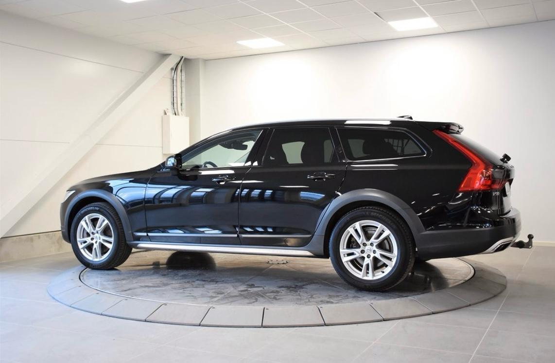 Volvo V90 Cross Country 2019, bild 3/10
